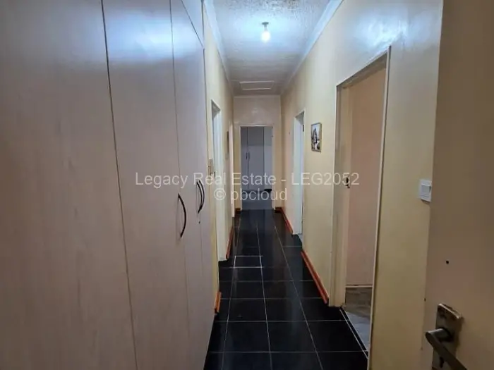 Flat/Apartment for Sale in Marlborough, Harare