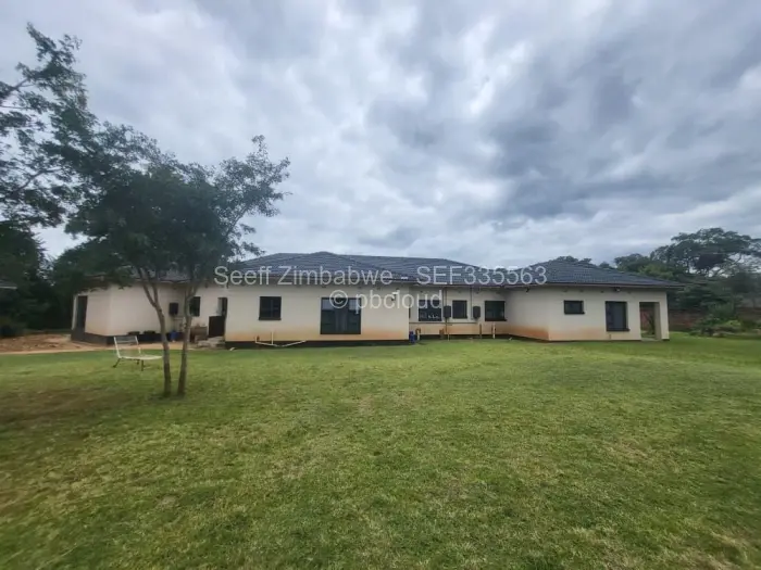 5 Bedroom House for Sale in Mandara, Harare