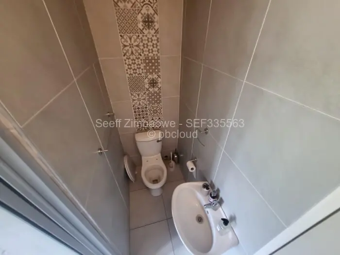 5 Bedroom House for Sale in Mandara, Harare