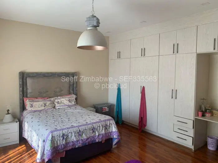 5 Bedroom House for Sale in Mandara, Harare