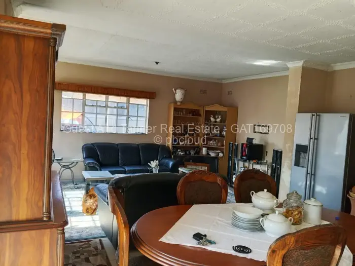 4 Bedroom House for Sale in Mainway Meadows, Harare