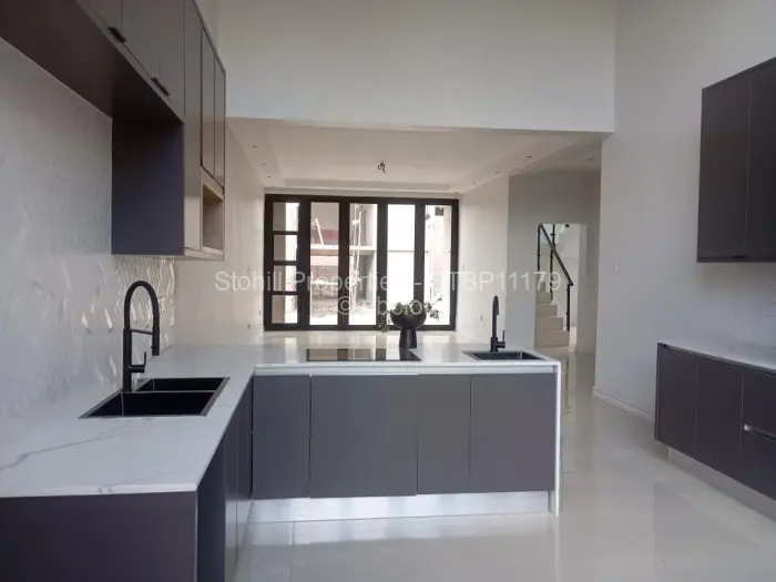 Townhouse/Cluster for Sale in Monavale, Harare
