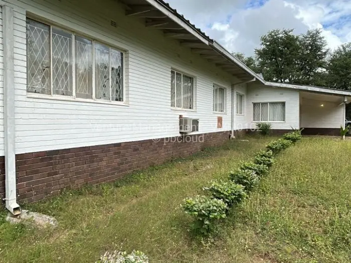 2 Bedroom House for Sale in Chiredzi, Chiredzi