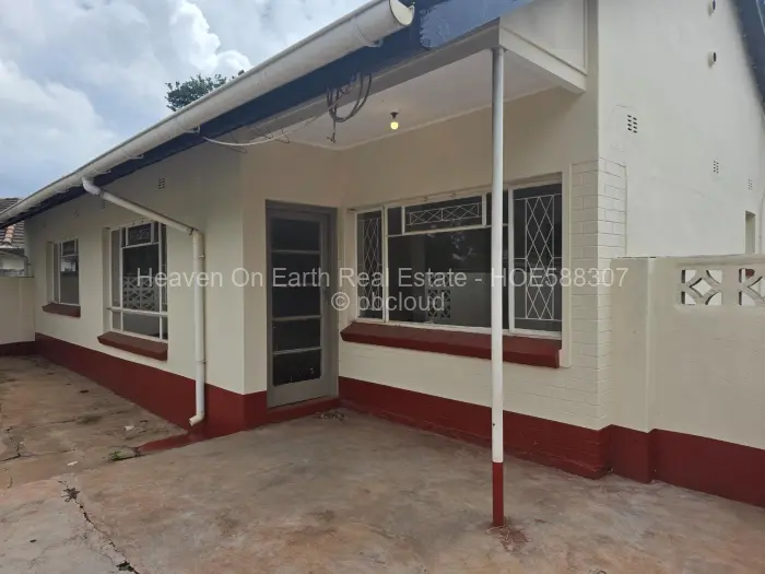 2 Bedroom House for Sale in Mabelreign, Harare