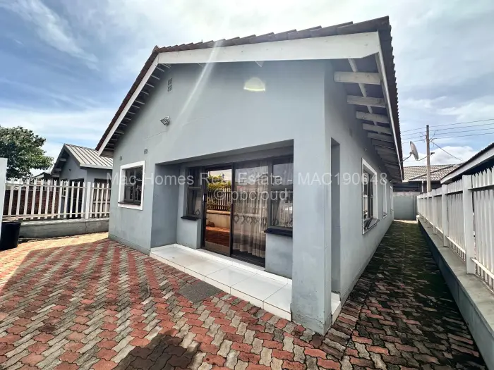 3 Bedroom House for Sale in Aspindale Park, Harare