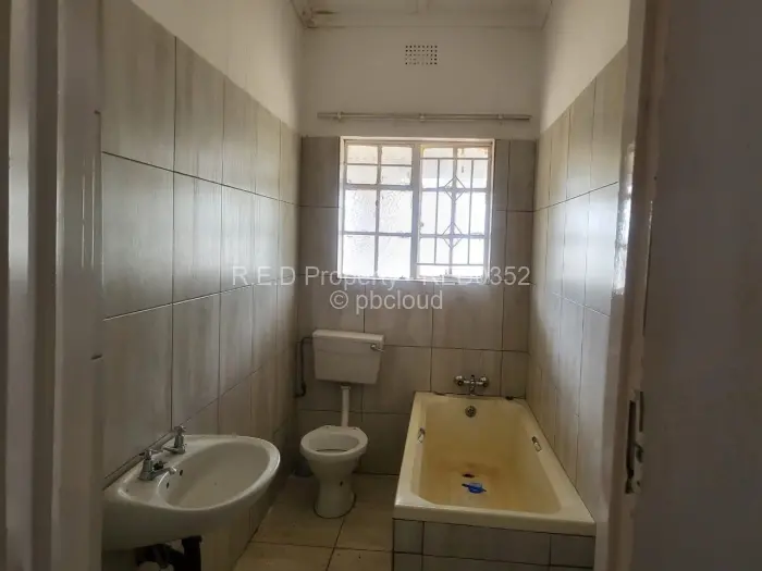 House to Rent in Suburbs, Bulawayo