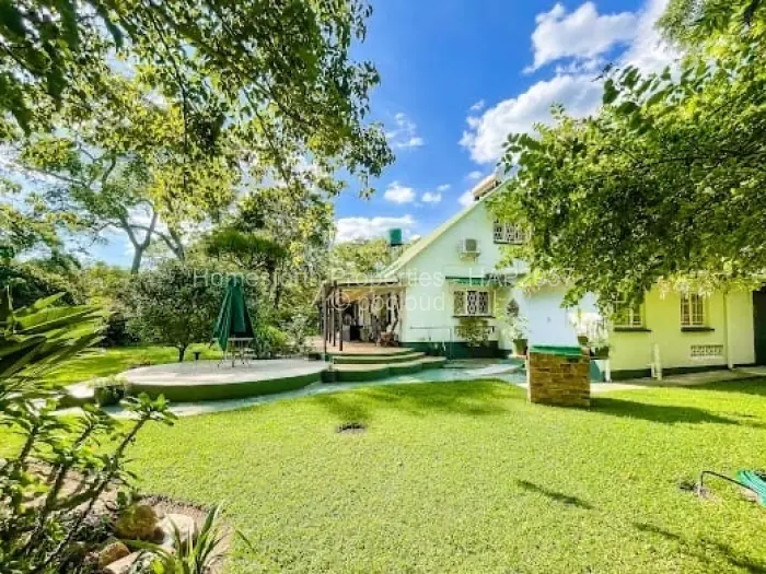 3 Bedroom House for Sale in Lake Chivero, Lake Chivero