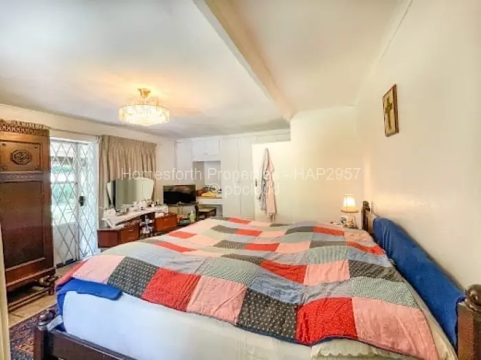 3 Bedroom House for Sale in Lake Chivero, Lake Chivero