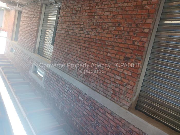 Retail/Shop to Rent in Waterfalls, Harare