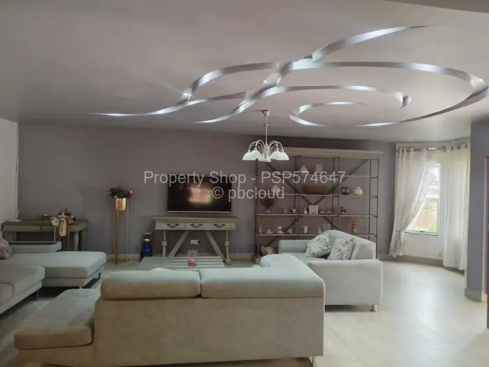 8 Bedroom House to Rent in Mount Pleasant Heights, Harare