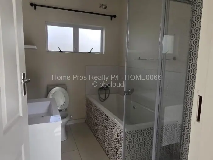 4 Bedroom House to Rent in Fairview, Harare