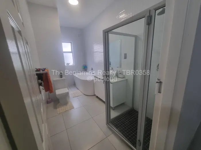 Townhouse/Cluster to Rent in Avondale, Harare