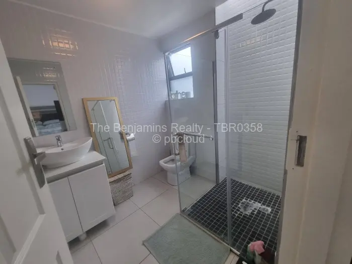 Townhouse/Cluster to Rent in Avondale, Harare