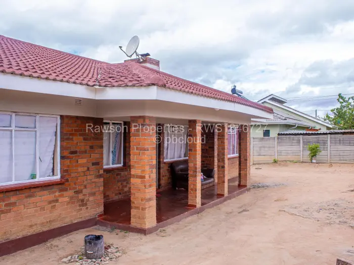 4 Bedroom House for Sale in Zimre Park, Harare