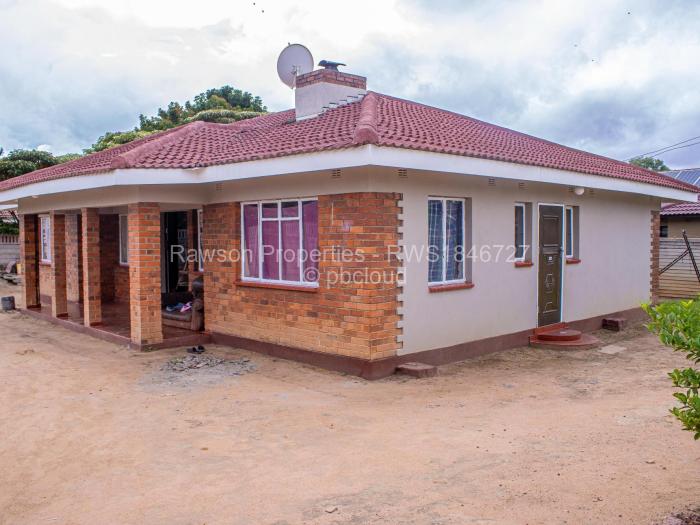 4 Bedroom House for Sale in Zimre Park, Harare