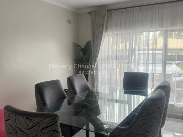 Townhouse/Cluster to Rent in Newlands, Harare