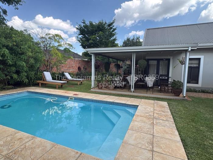 Townhouse/Cluster to Rent in Vainona, Harare