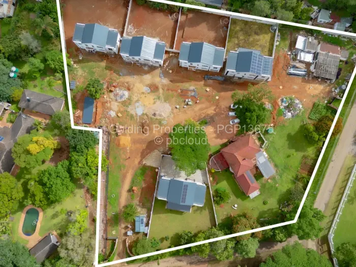 Townhouse/Cluster for Sale in Highlands, Harare