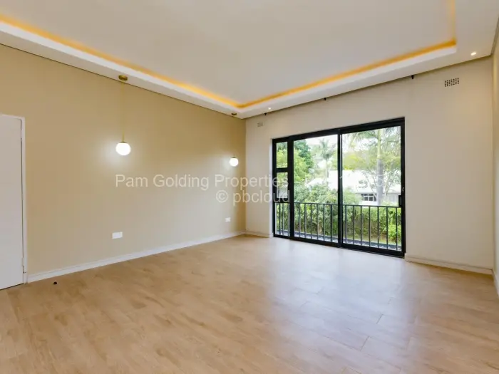 Townhouse/Cluster for Sale in Highlands, Harare