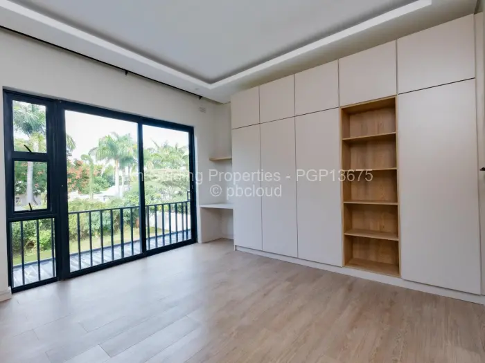 Townhouse/Cluster for Sale in Highlands, Harare