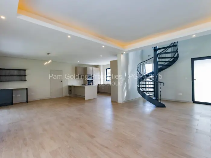 Townhouse/Cluster for Sale in Highlands, Harare