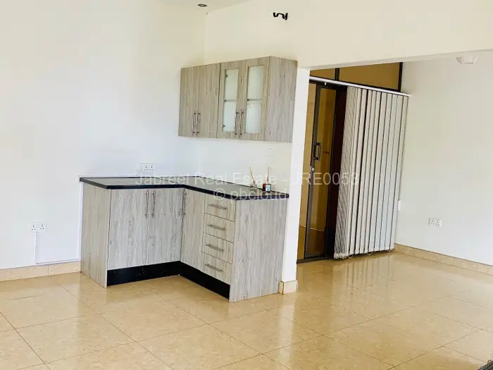 6 Bedroom House for Sale in Pomona, Harare