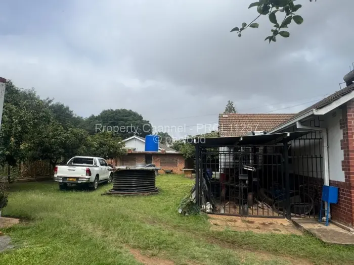 Office to Rent in Eastlea, Harare