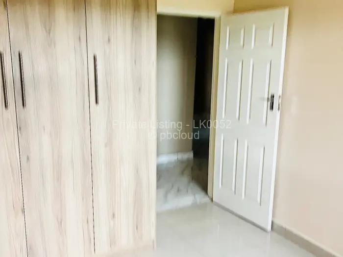 6 Bedroom House to Rent in Manresa, Harare