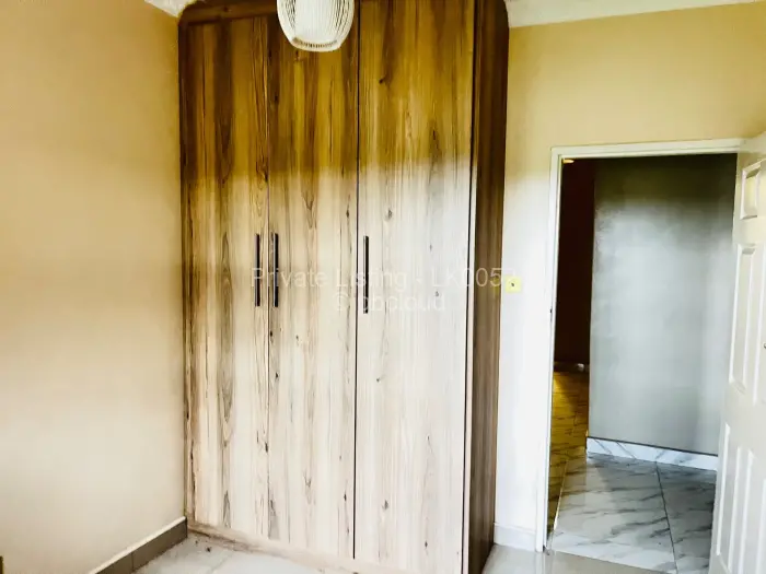 6 Bedroom House to Rent in Manresa, Harare