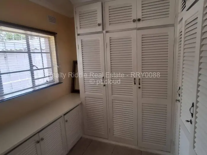 4 Bedroom House to Rent in Highlands, Harare