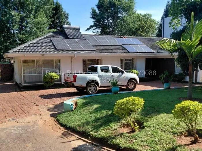 4 Bedroom House to Rent in Highlands, Harare
