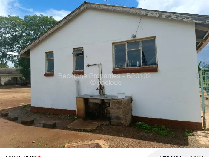 3 Bedroom House for Sale in Riverside South, Bulawayo