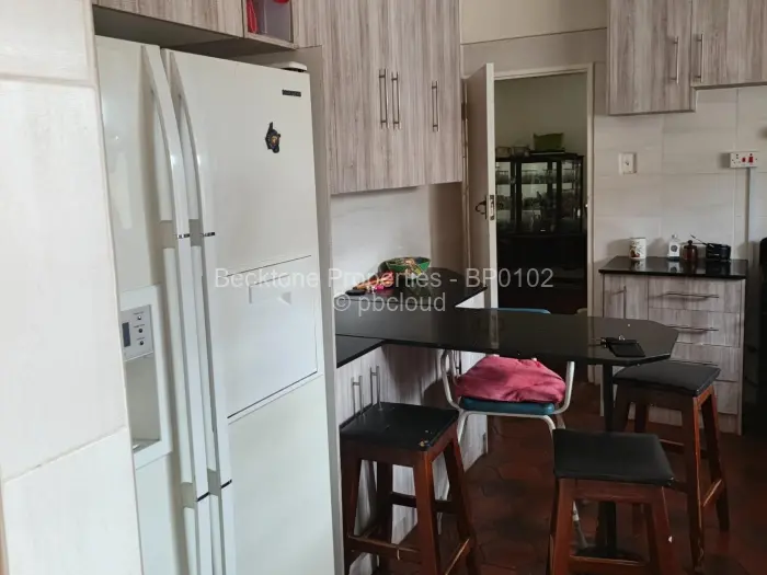 3 Bedroom House for Sale in Riverside South, Bulawayo