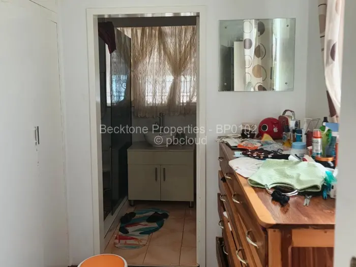 3 Bedroom House for Sale in Riverside South, Bulawayo