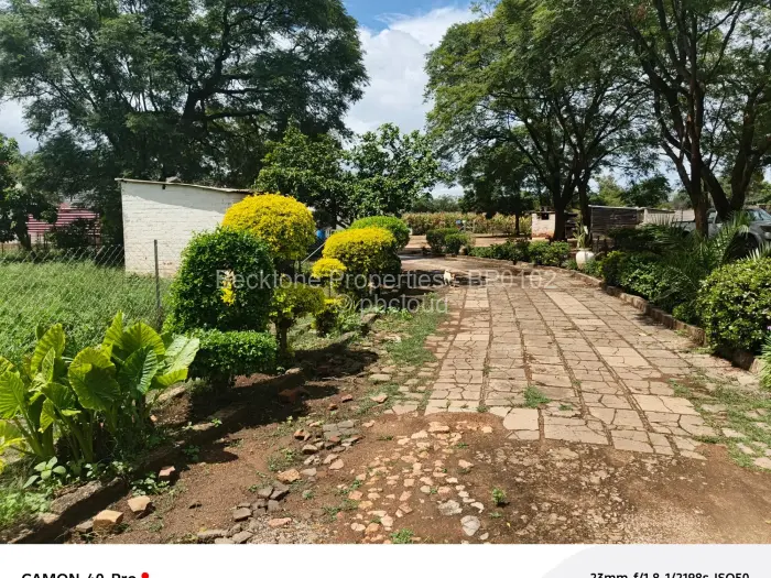 3 Bedroom House for Sale in Riverside South, Bulawayo