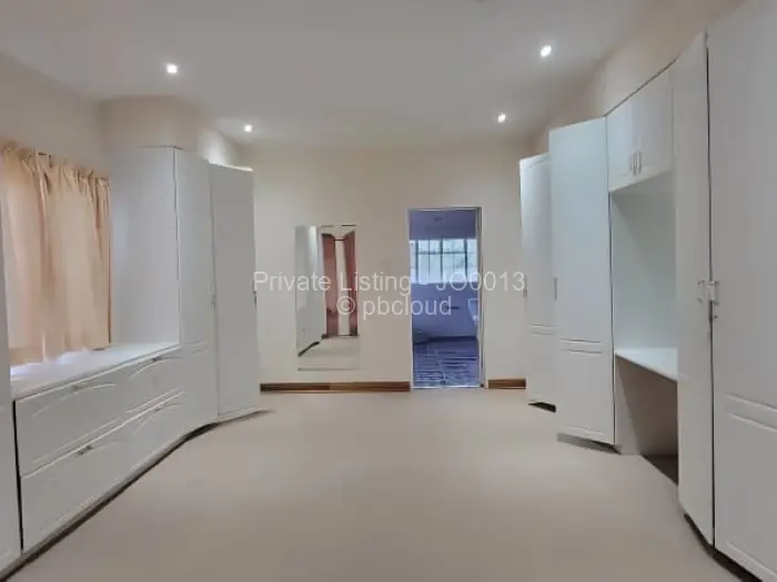 5 Bedroom House to Rent in Glen Lorne, Harare