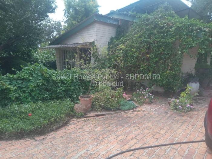 Residential Stand for Sale in Glen Lorne, Harare