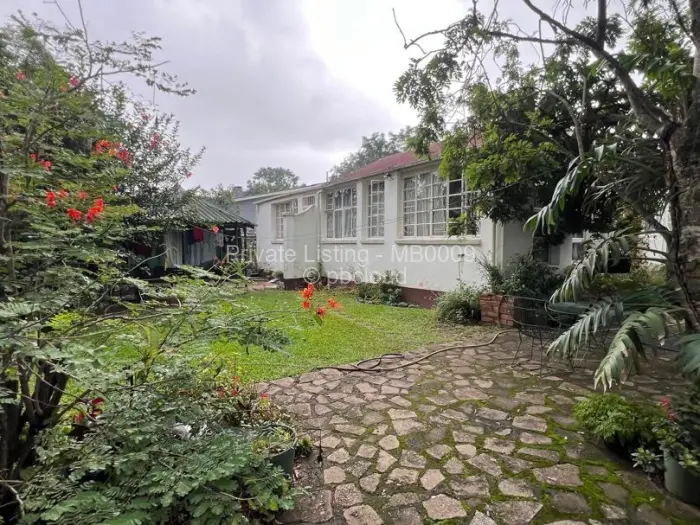 5 Bedroom House for Sale in Avenues Mutare, Mutare