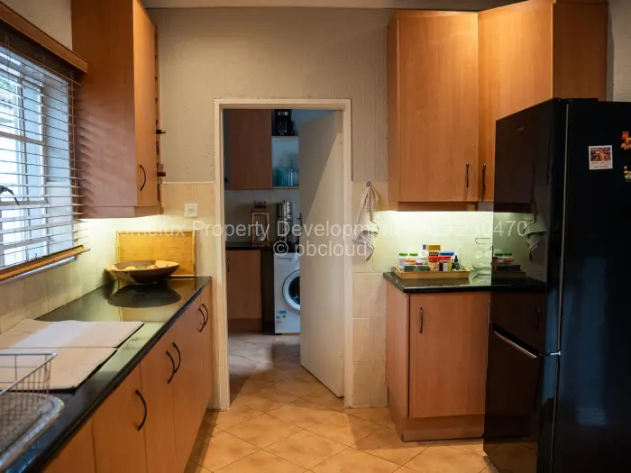 Townhouse/Cluster for Sale in Newlands, Harare