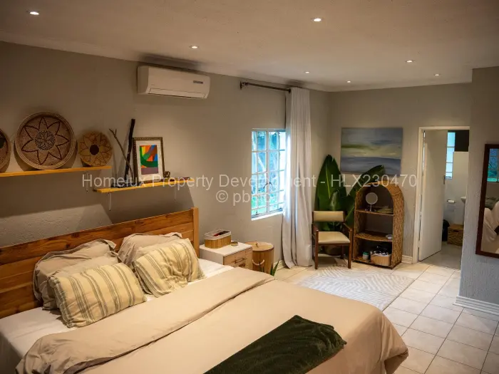 Townhouse/Cluster for Sale in Newlands, Harare