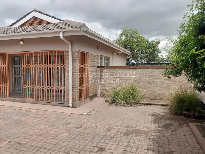 Townhouse/Cluster for Sale in Prospect, Harare