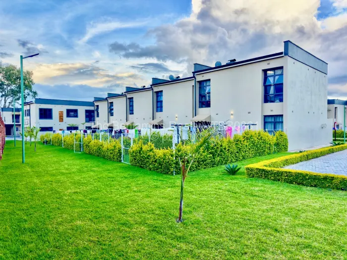 Townhouse/Cluster to Rent in Sentosa