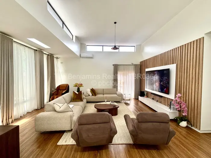 Townhouse/Cluster to Rent in Mount Pleasant