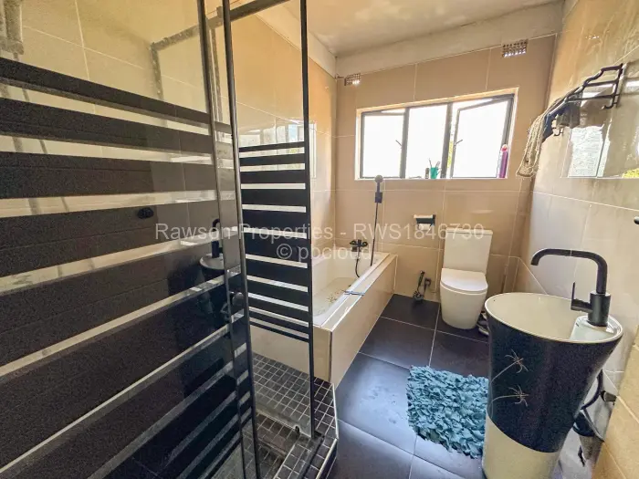 4 Bedroom House for Sale in Crowhill Views, Harare