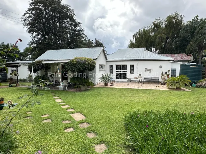 3 Bedroom House for Sale in Hillside Byo, Bulawayo