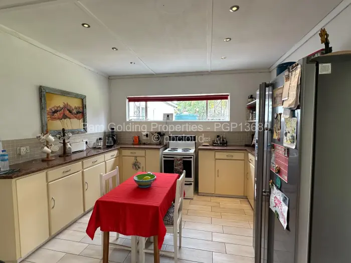 3 Bedroom House for Sale in Hillside Byo, Bulawayo