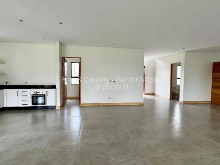 Townhouse/Cluster for Sale in Greendale North, Harare