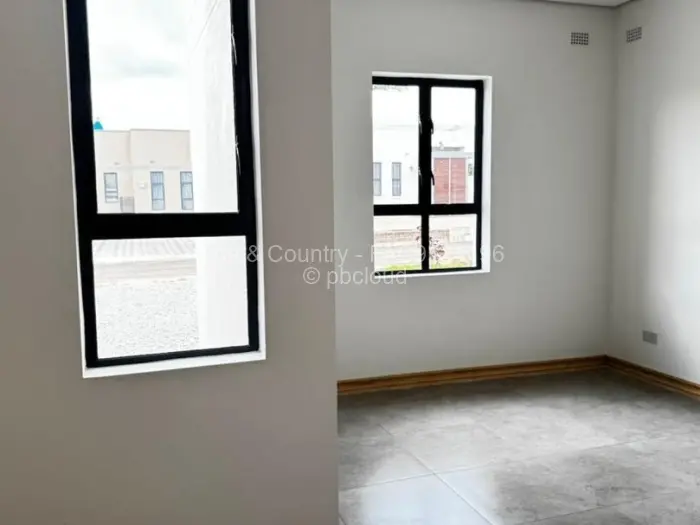 Townhouse/Cluster for Sale in Greendale North, Harare