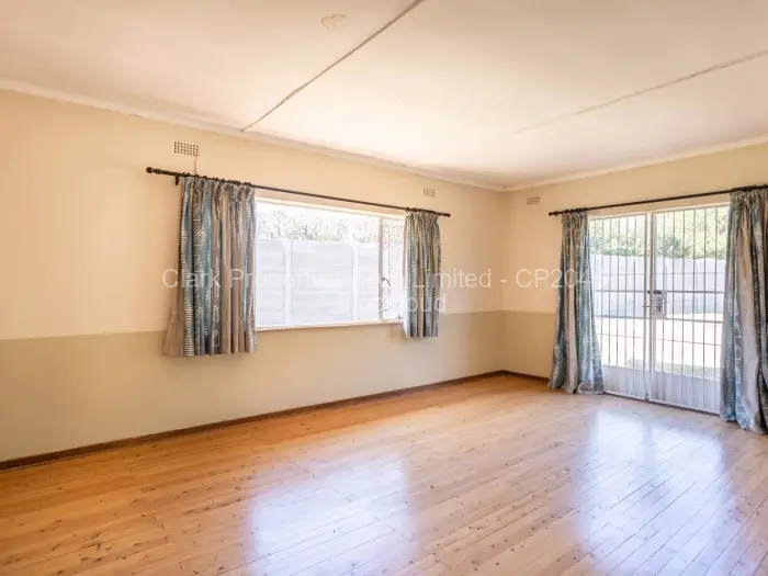 6 Bedroom House for Sale in Greystone Park, Harare