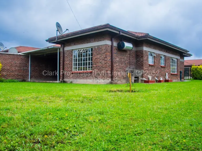 Townhouse/Cluster for Sale in Monavale, Harare